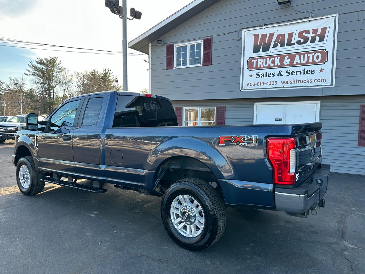 Ford F-250 SD XL SuperCab Long Bed 4WD 2018