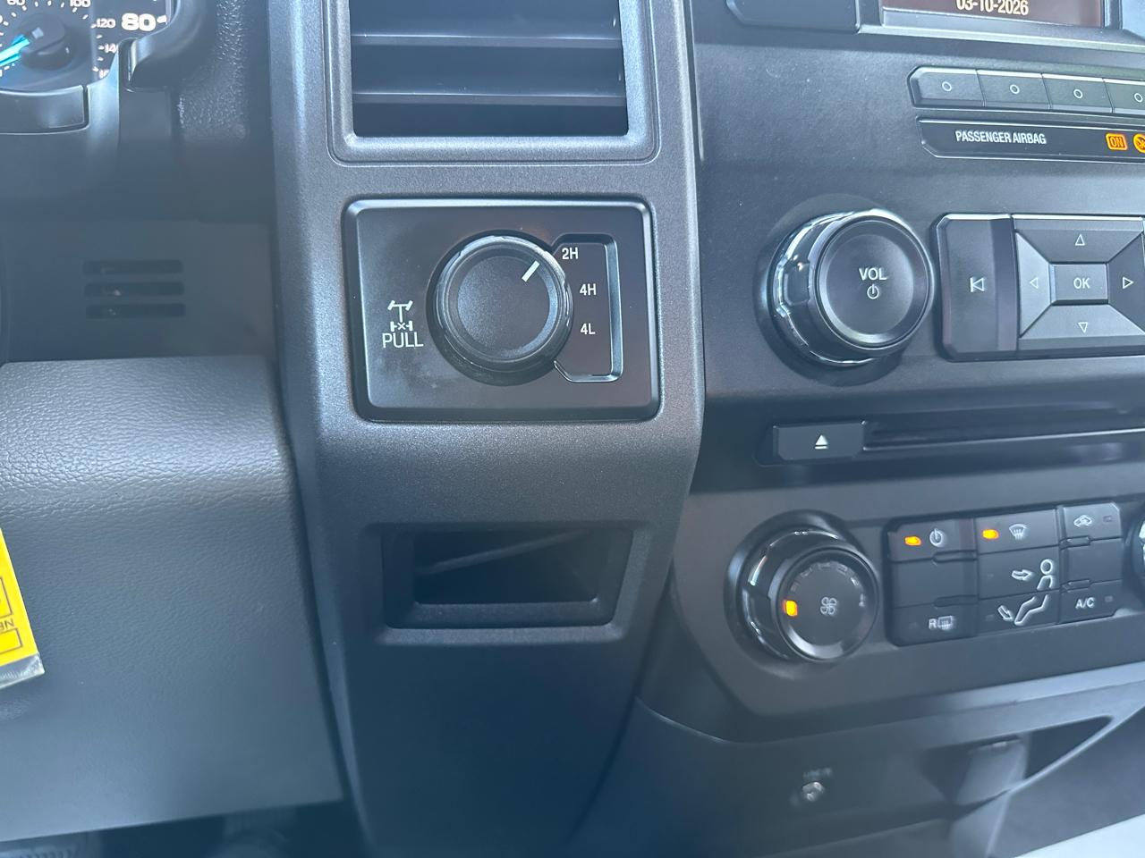 Ford F-250 SD XL SuperCab Long Bed 4WD 2018