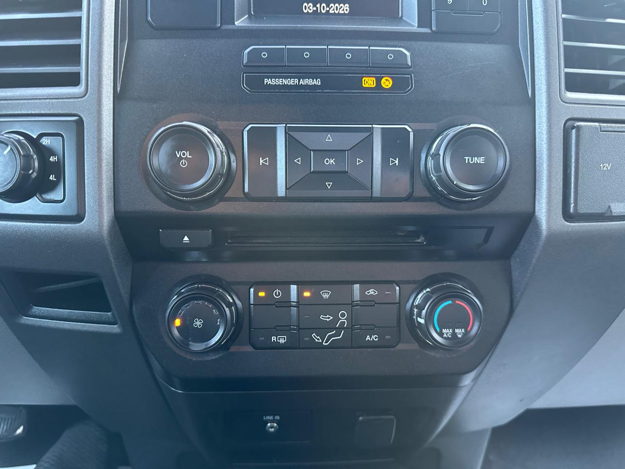 Ford F-250 SD XL SuperCab Long Bed 4WD 2018