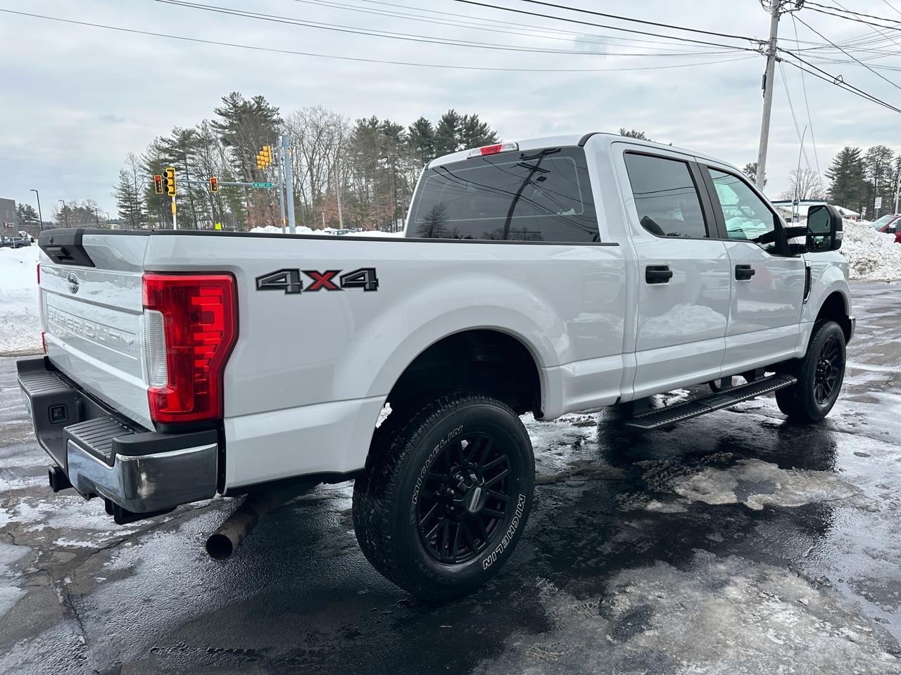Ford F-250 SD XL Crew Cab Short Bed 4WD 2017