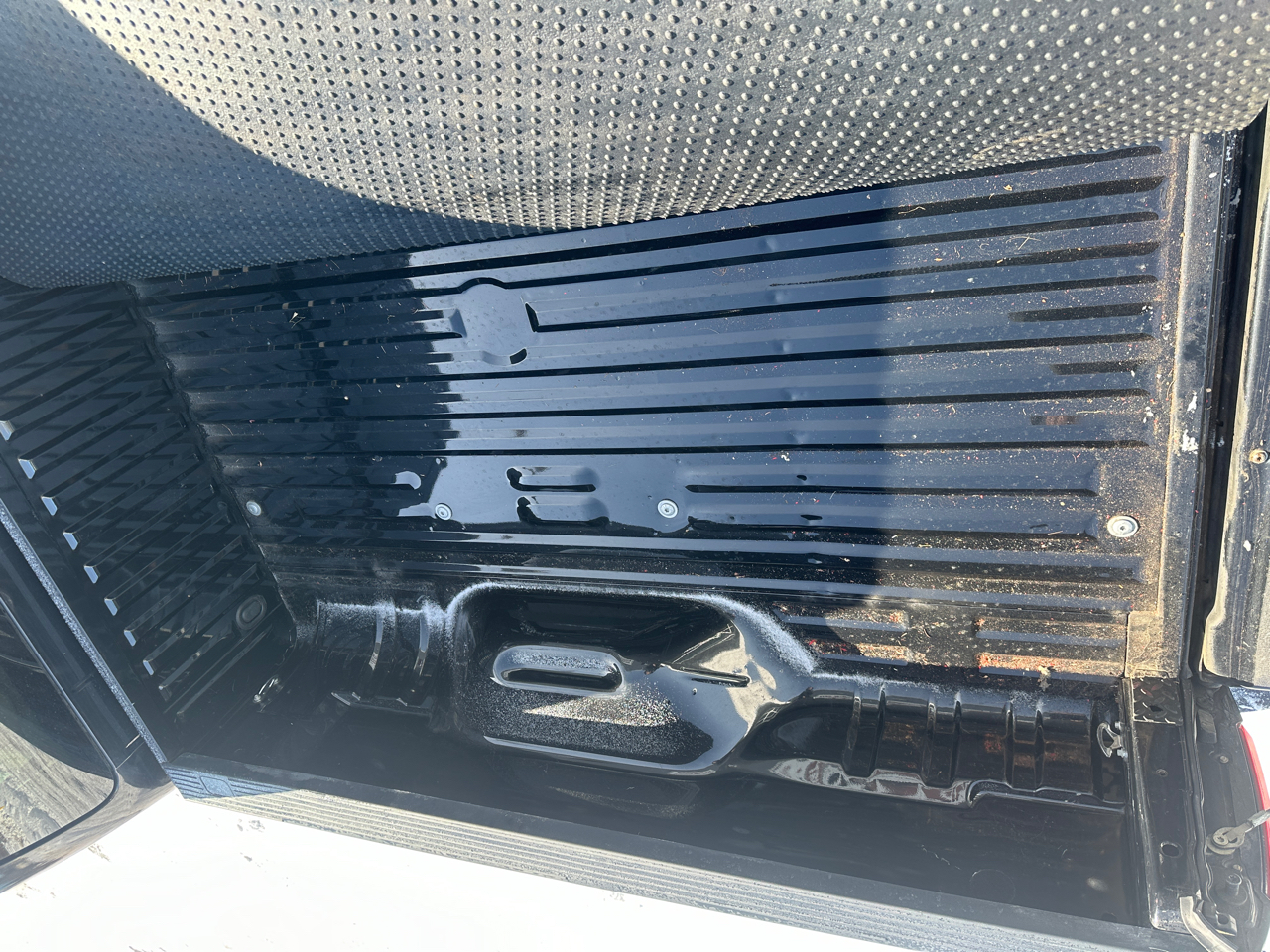 Ford F-350 SD Lariat Crew Cab 4WD 2011