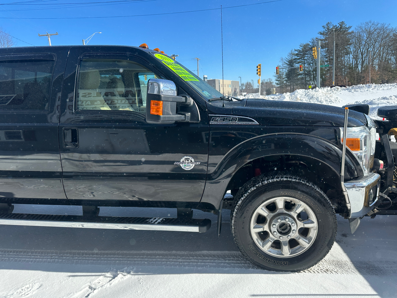 Ford F-350 SD Lariat Crew Cab 4WD 2011