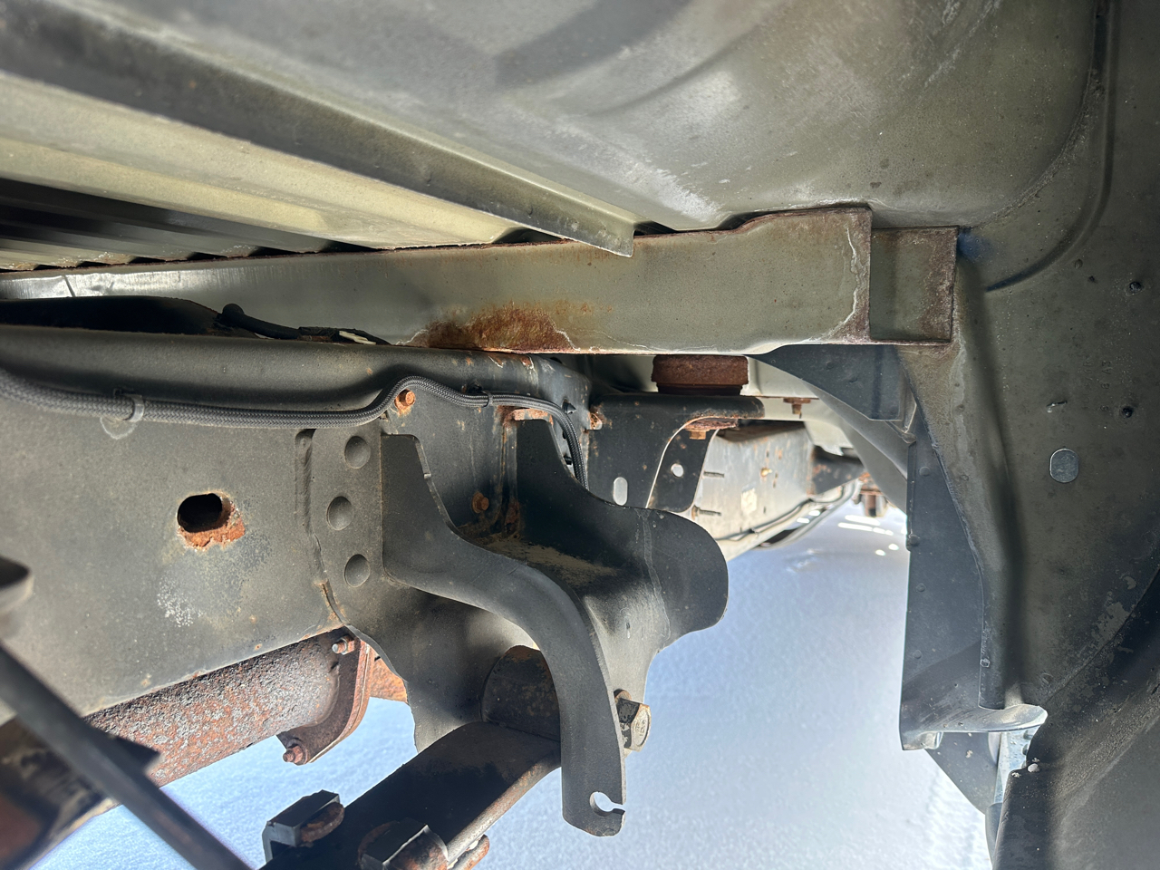 Ford F-350 SD Lariat Crew Cab 4WD 2011