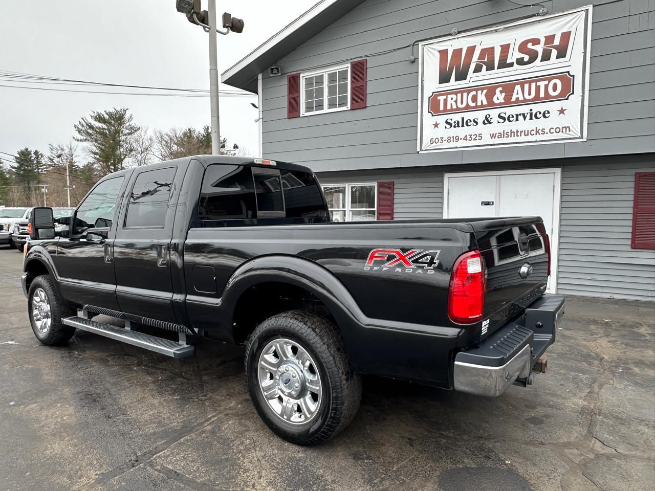 Ford F-250 SD Lariat Crew Cab Short Bed 4WD 2015