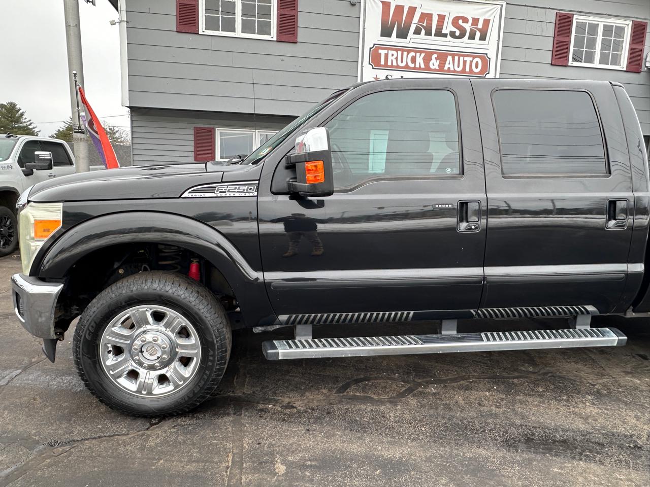 Ford F-250 SD Lariat Crew Cab Short Bed 4WD 2015