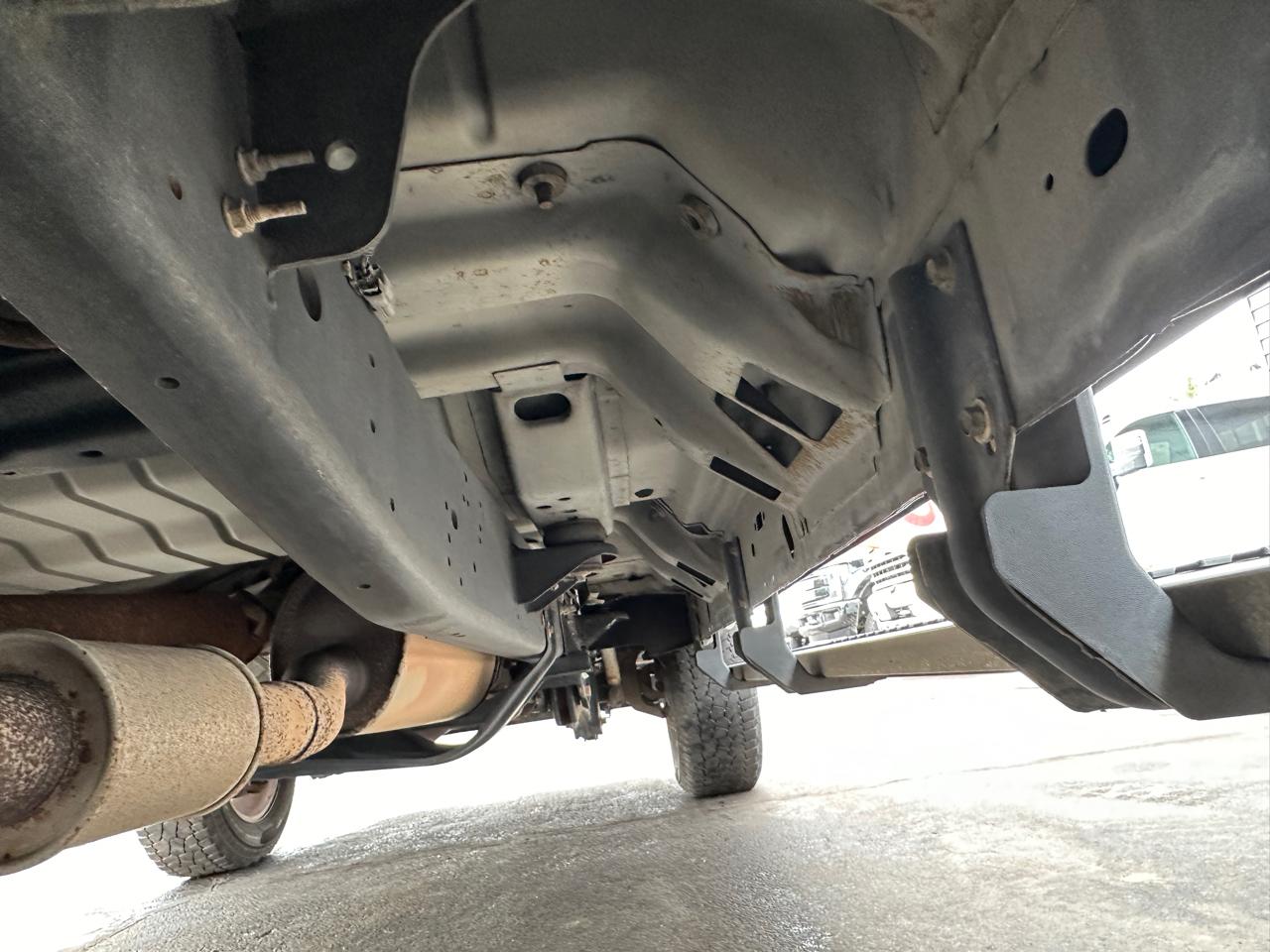 Ford F-250 SD Lariat Crew Cab Short Bed 4WD 2015