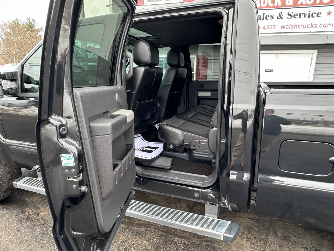 Ford F-250 SD Lariat Crew Cab Short Bed 4WD 2015