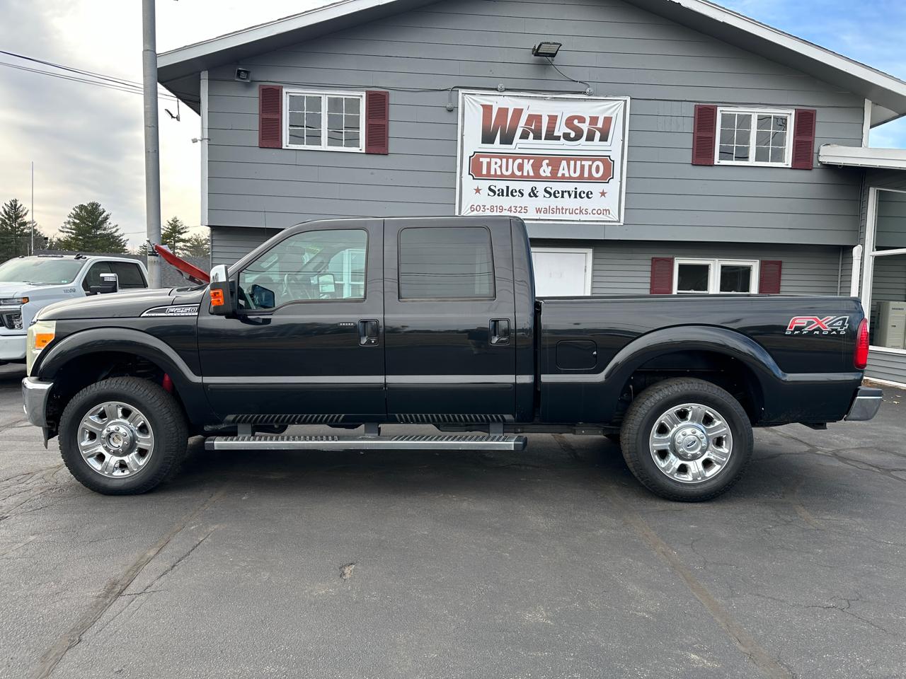 Ford F-250 SD Lariat Crew Cab Short Bed 4WD 2015