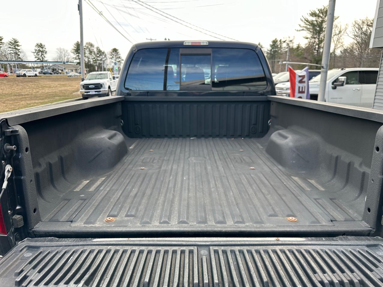 Ford F-250 SD Lariat Crew Cab Short Bed 4WD 2015