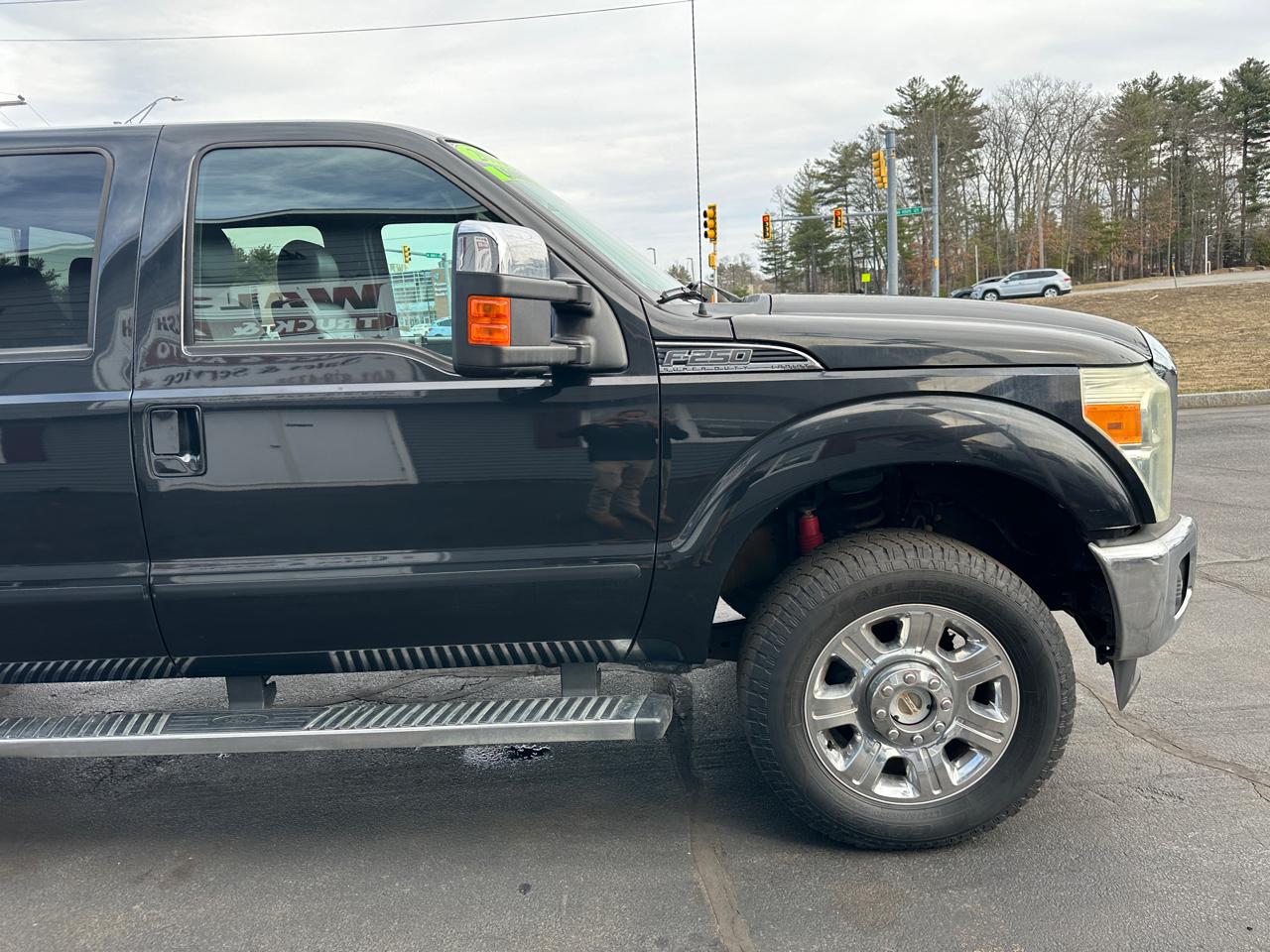 Ford F-250 SD Lariat Crew Cab Short Bed 4WD 2015