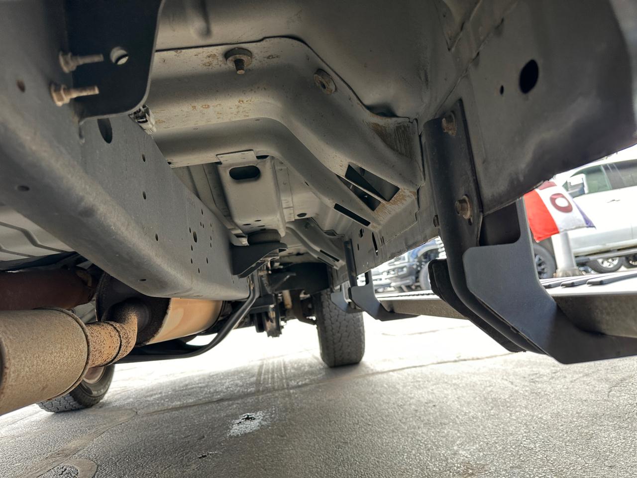 Ford F-250 SD Lariat Crew Cab Short Bed 4WD 2015