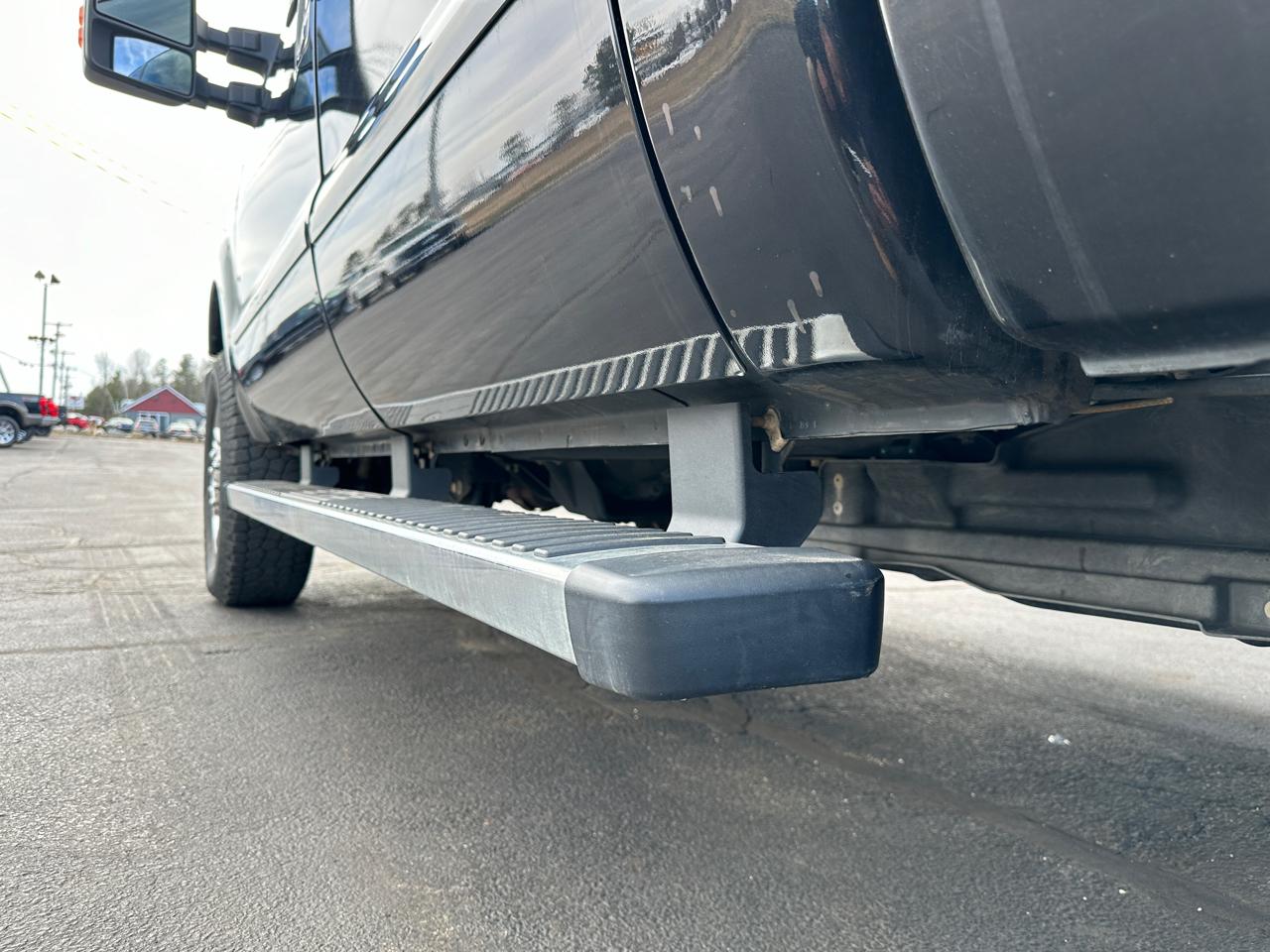 Ford F-250 SD Lariat Crew Cab Short Bed 4WD 2015