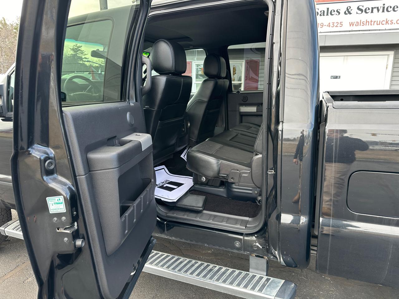 Ford F-250 SD Lariat Crew Cab Short Bed 4WD 2015