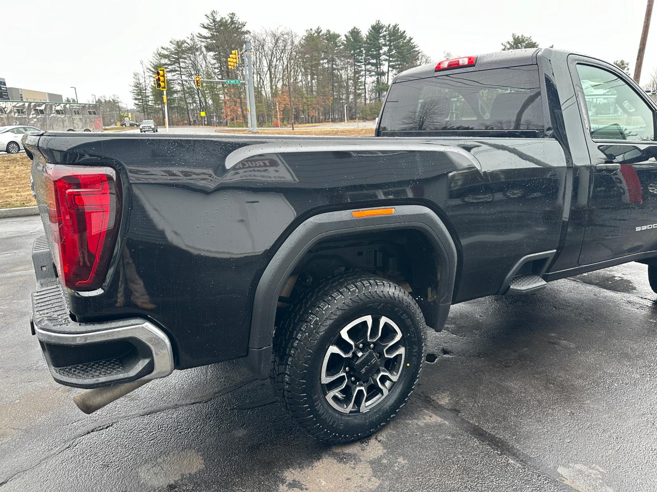 GMC Sierra 3500HD Pro Regular Cab 4WD 2022
