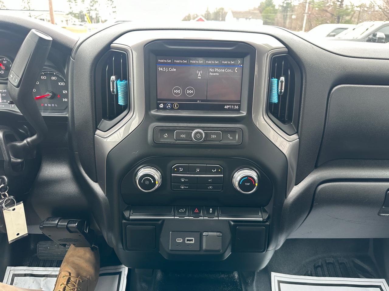 GMC Sierra 3500HD Pro Regular Cab 4WD 2022