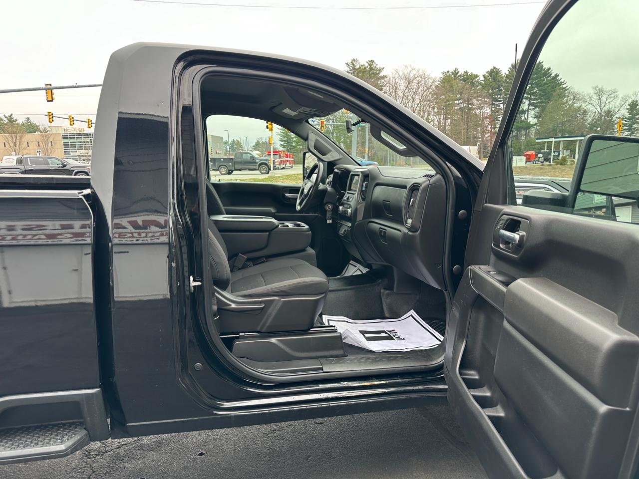 GMC Sierra 3500HD Pro Regular Cab 4WD 2022