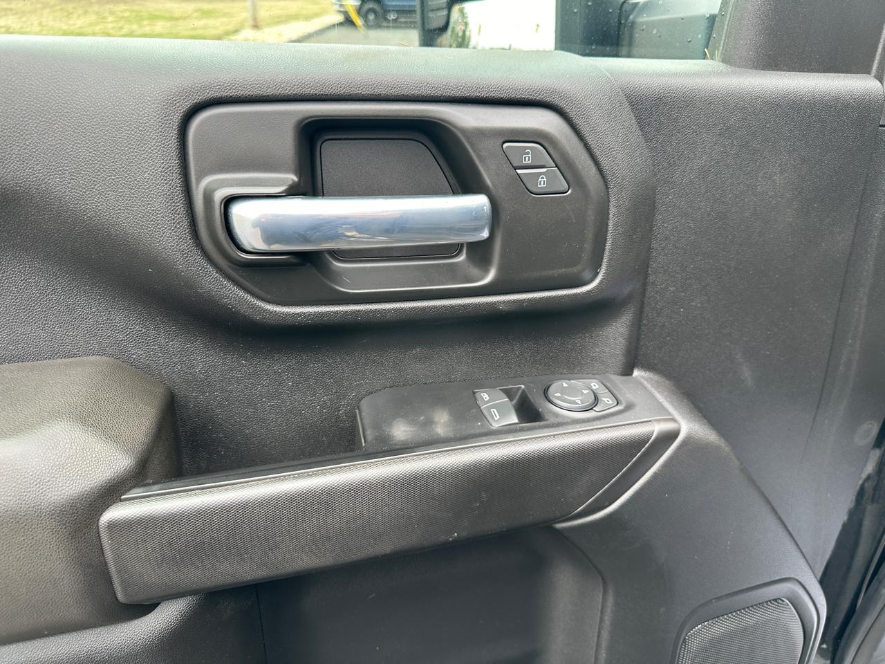 GMC Sierra 3500HD Pro Regular Cab 4WD 2022