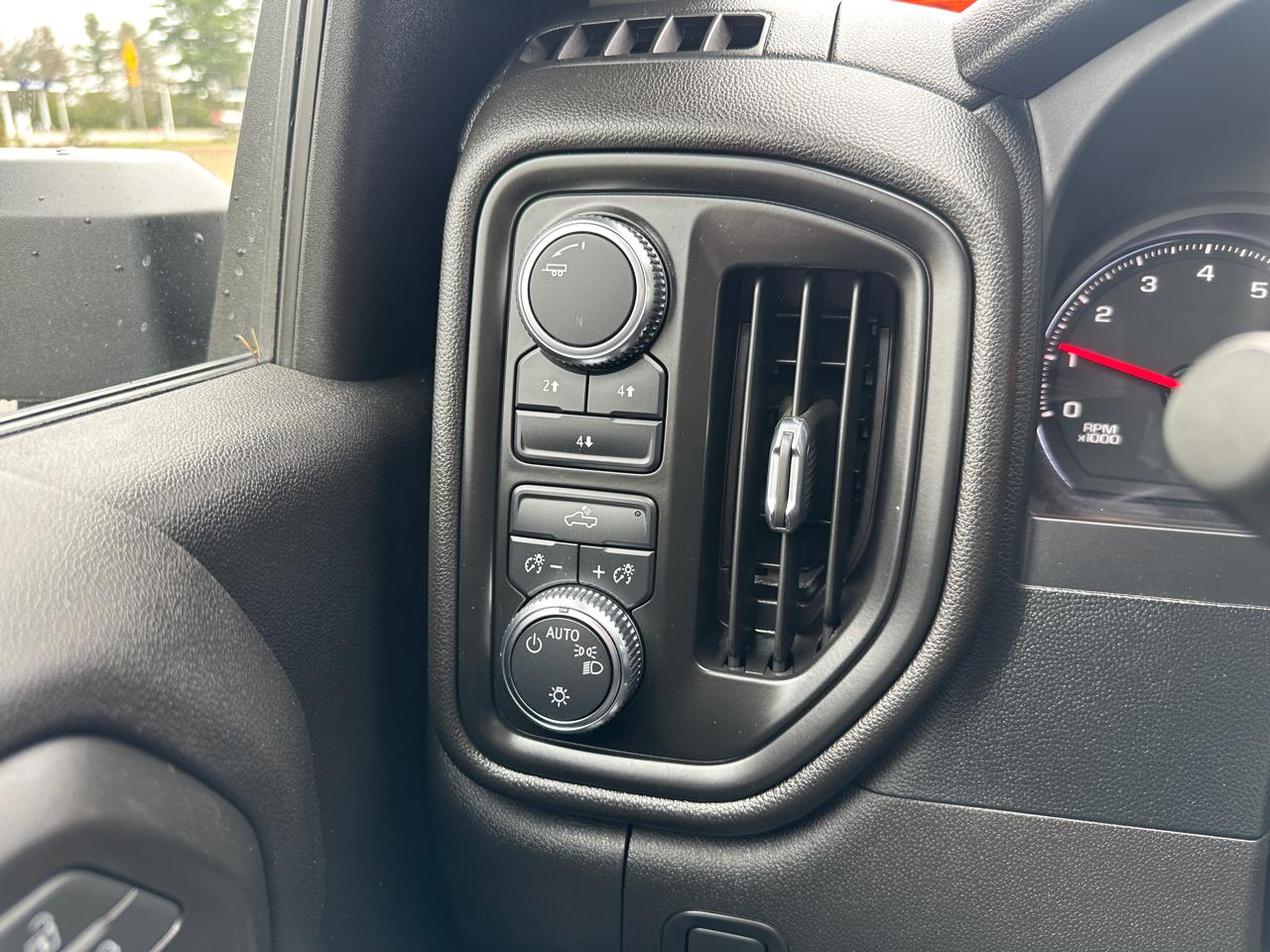 GMC Sierra 3500HD Pro Regular Cab 4WD 2022