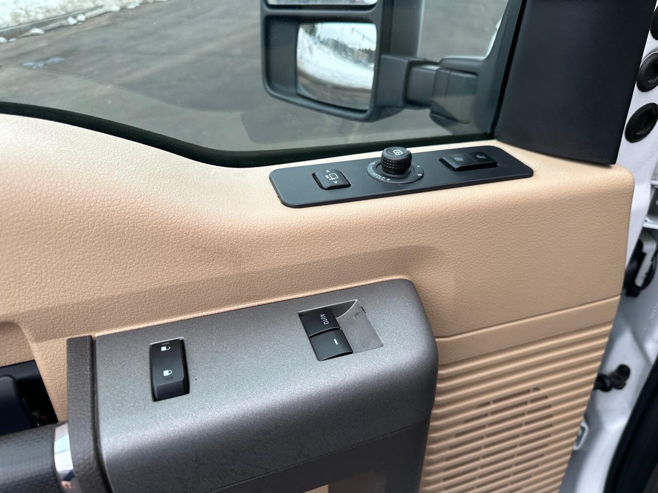 Ford F-350 SD Lariat SuperCab 4WD 2012