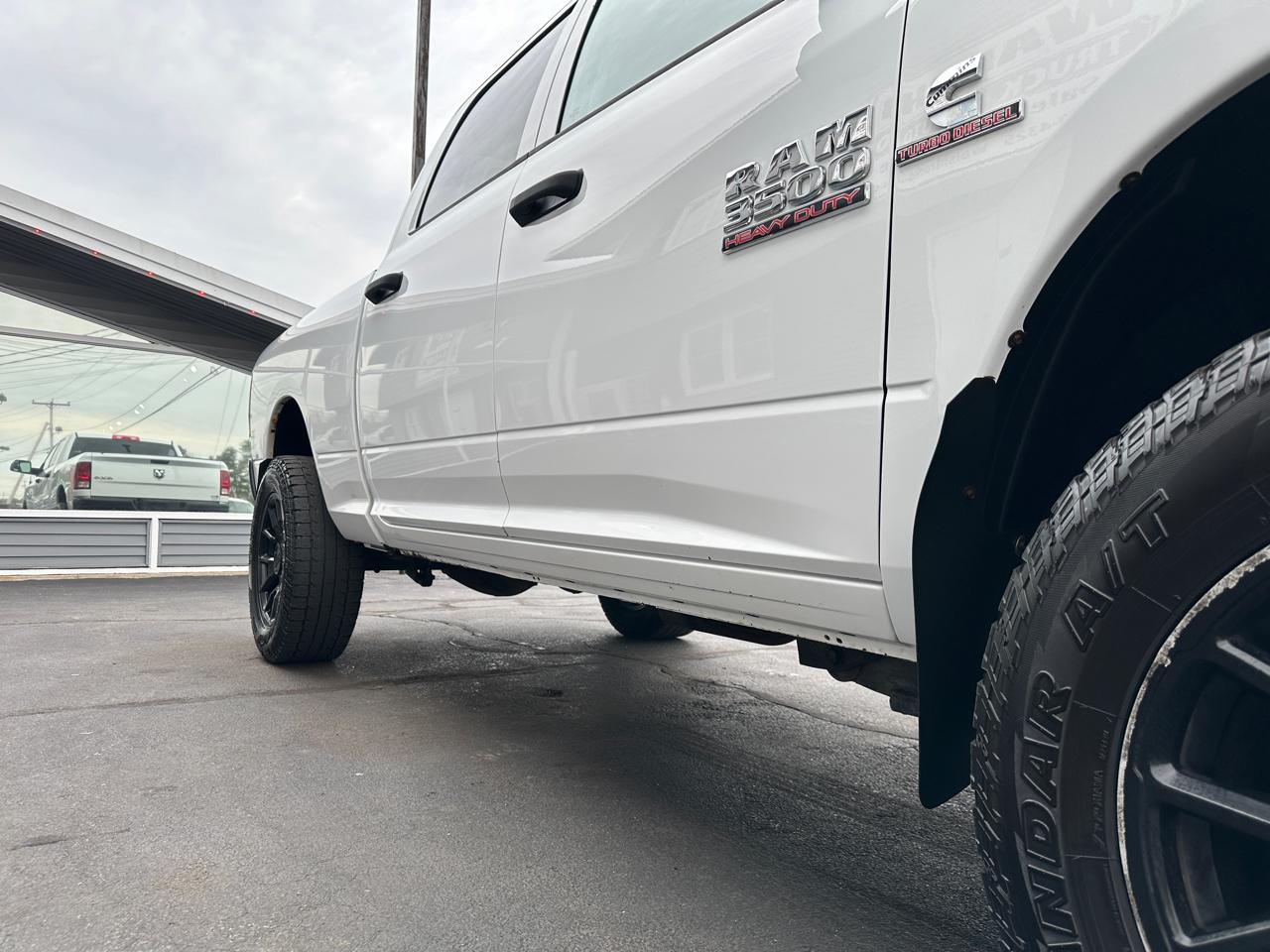 RAM 3500 Tradesman Crew Cab 4WD 2018