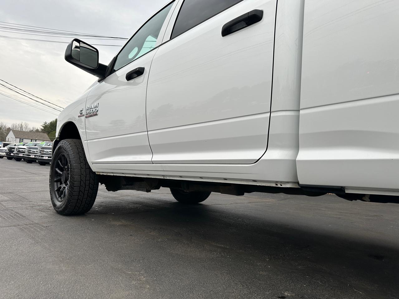 RAM 3500 Tradesman Crew Cab 4WD 2018