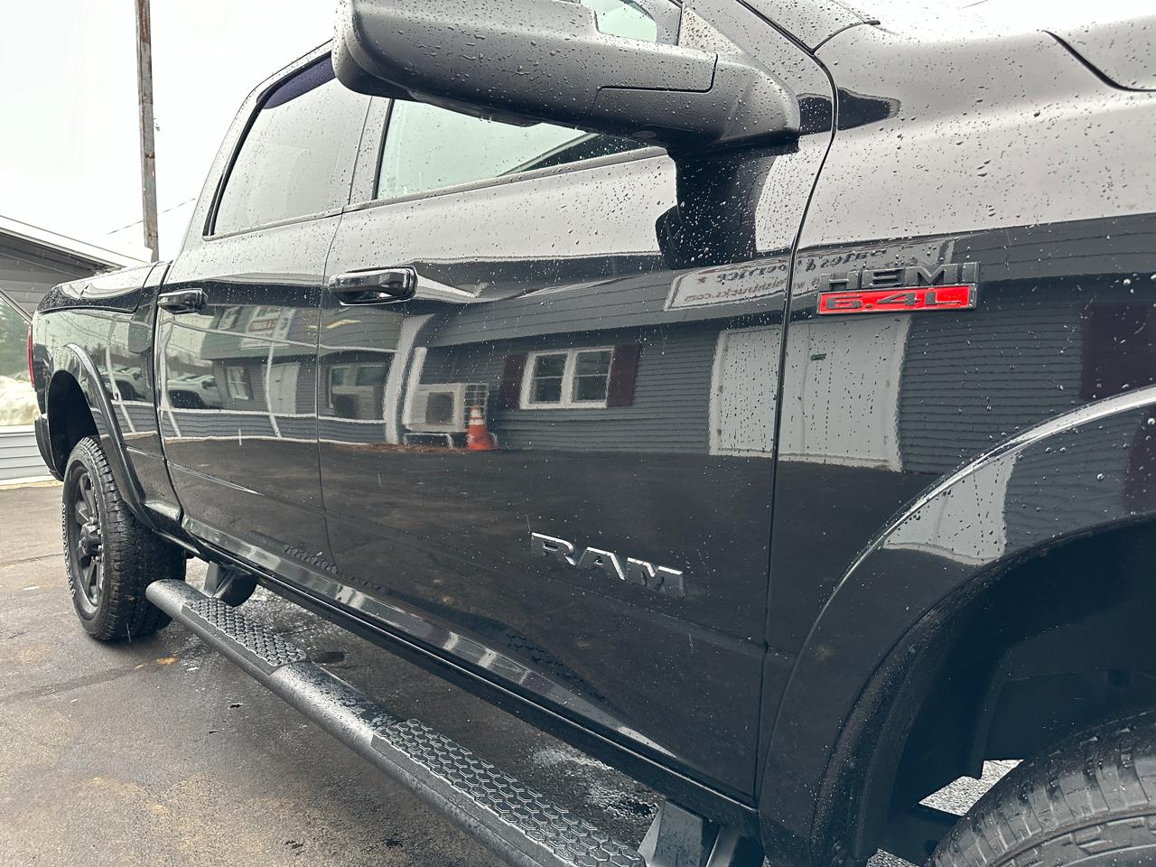 RAM 2500 Laramie Crew Cab SWB 4WD 2020