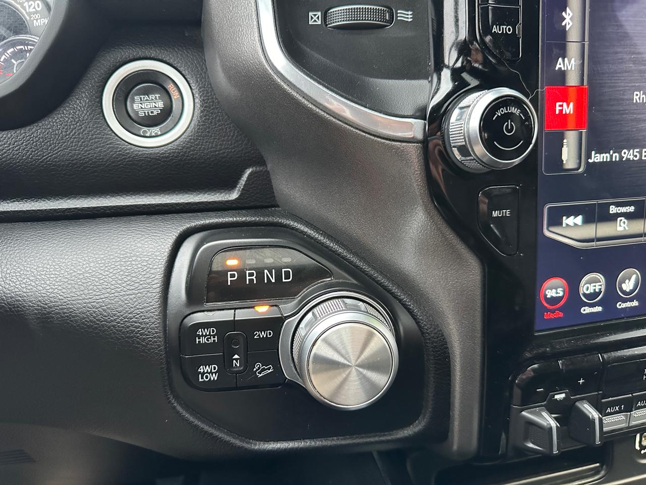 RAM 2500 Laramie Crew Cab SWB 4WD 2020