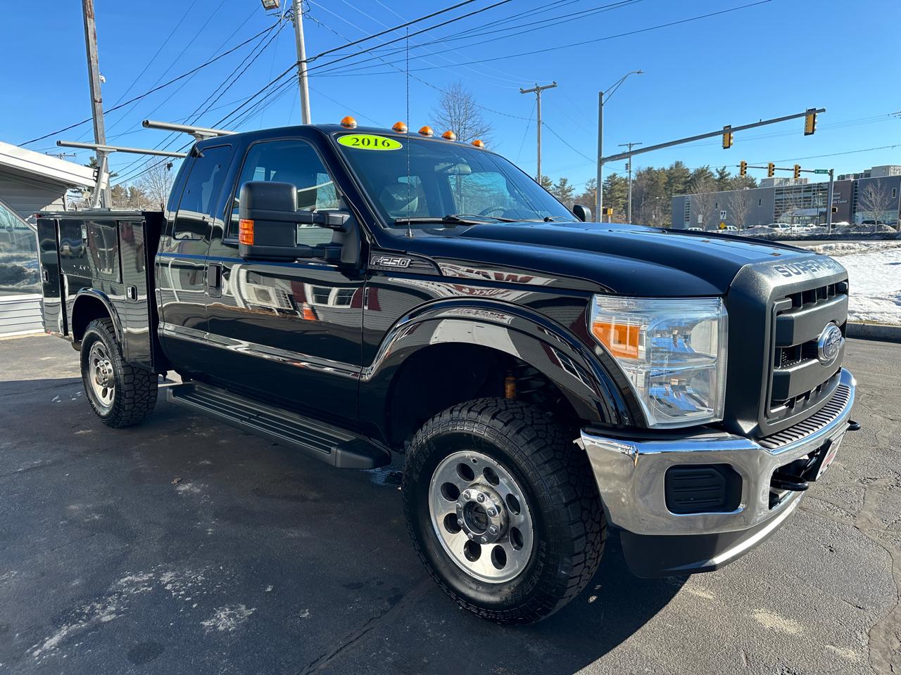 Ford F-250 SD XL SuperCab 4WD 2016