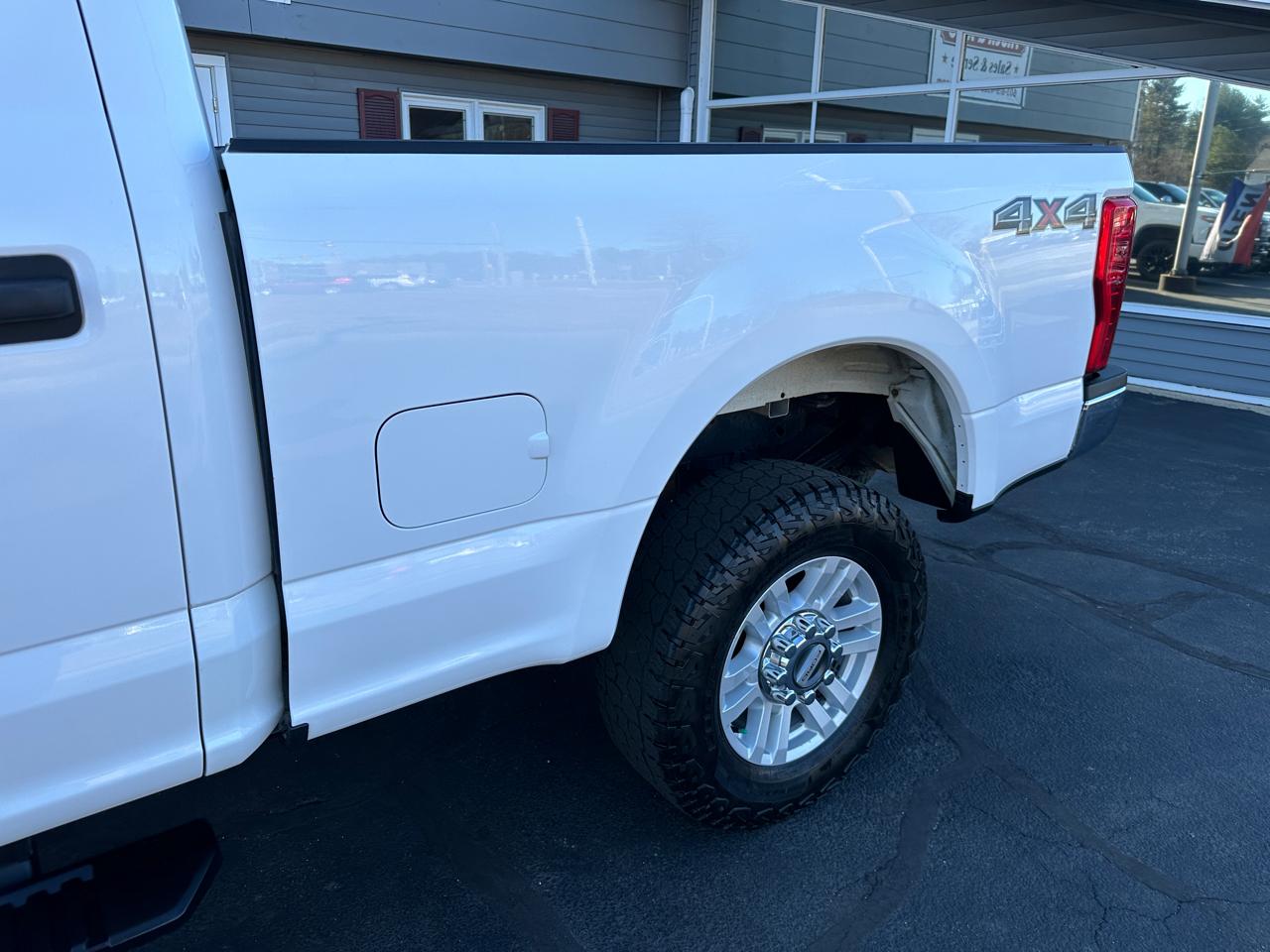 Ford F-350 SD XL Crew Cab 4WD 2018