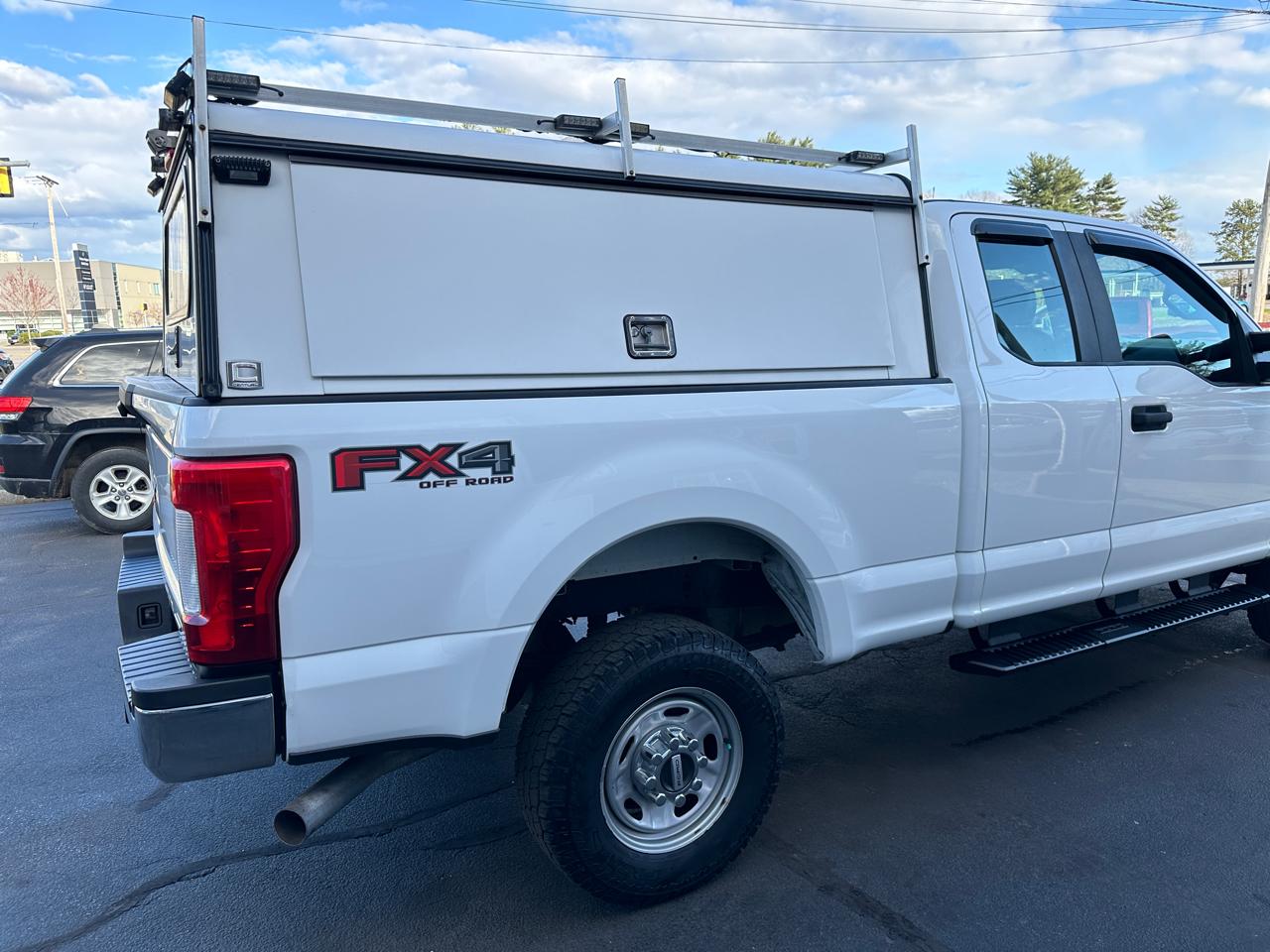 Ford F-250 SD XL SuperCab Short Bed 4WD 2017