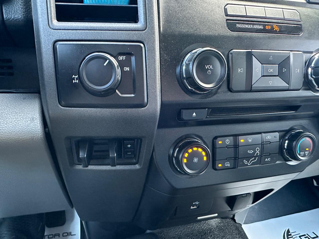 Ford F-250 SD XL SuperCab Short Bed 4WD 2017