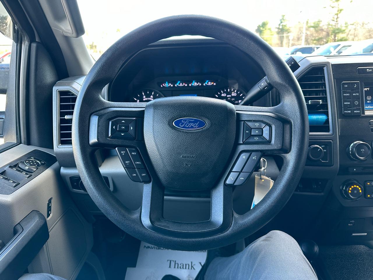 Ford F-250 SD XL SuperCab Short Bed 4WD 2017