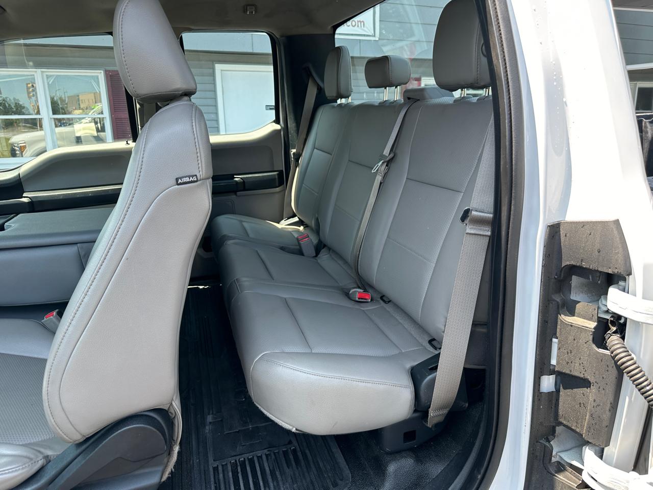 Ford F-250 SD XL SuperCab Short Bed 4WD 2017