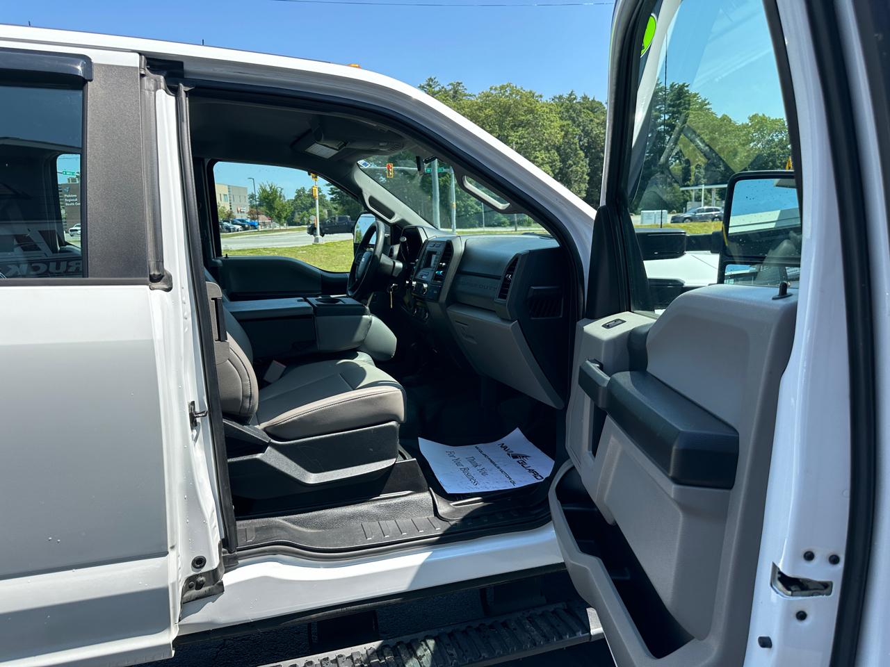 Ford F-250 SD XL SuperCab Short Bed 4WD 2017