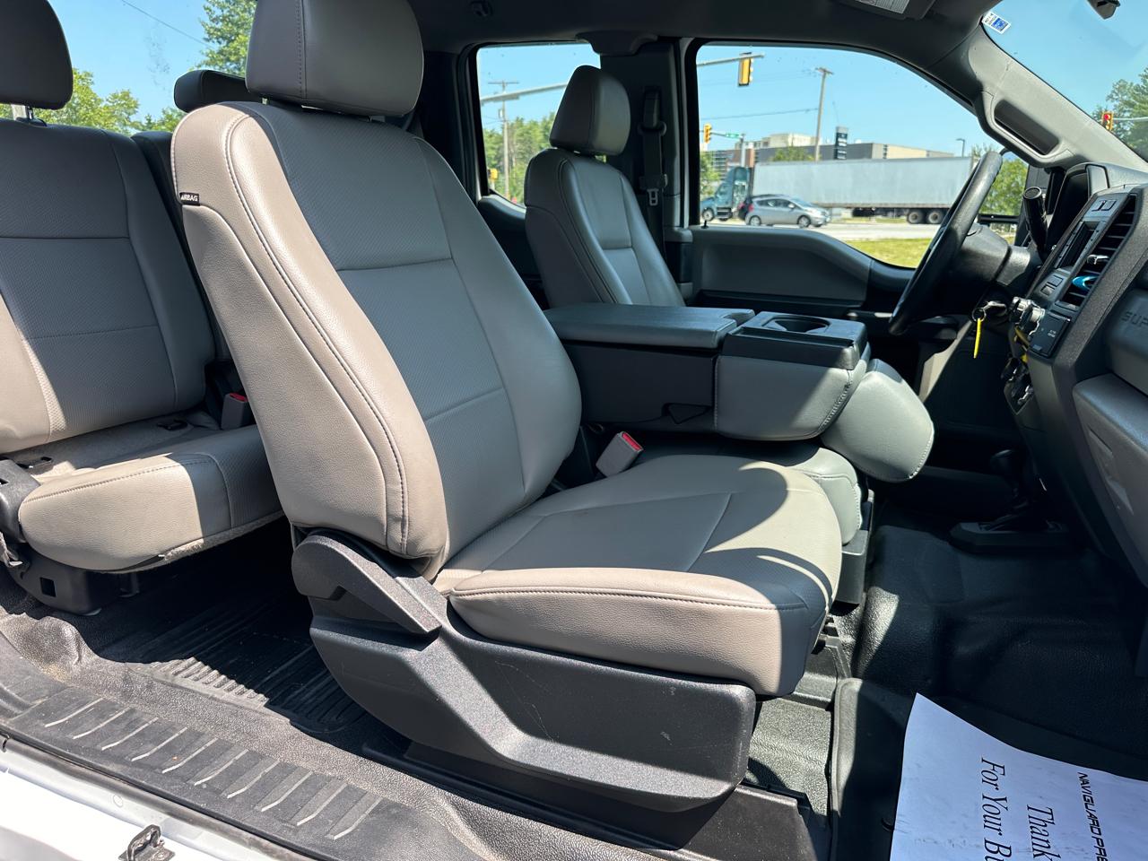 Ford F-250 SD XL SuperCab Short Bed 4WD 2017