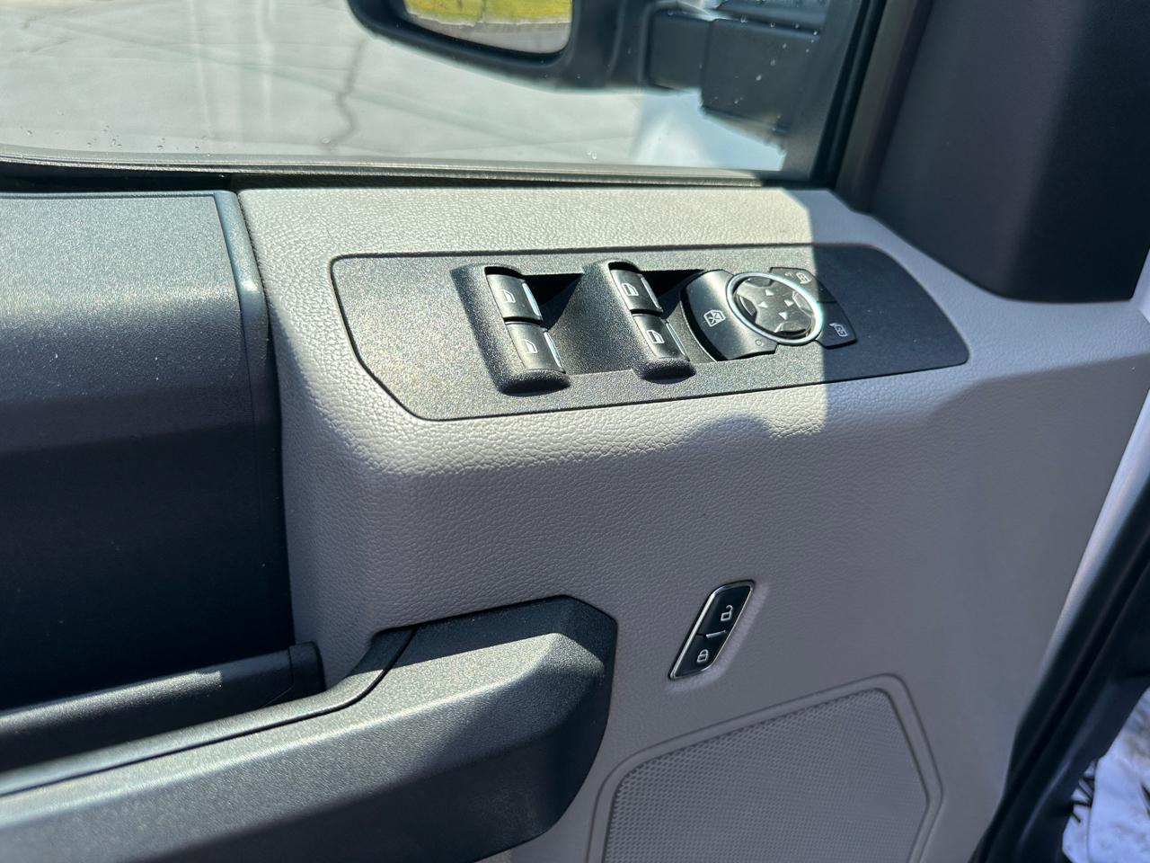 Ford F-250 SD XL SuperCab Short Bed 4WD 2017