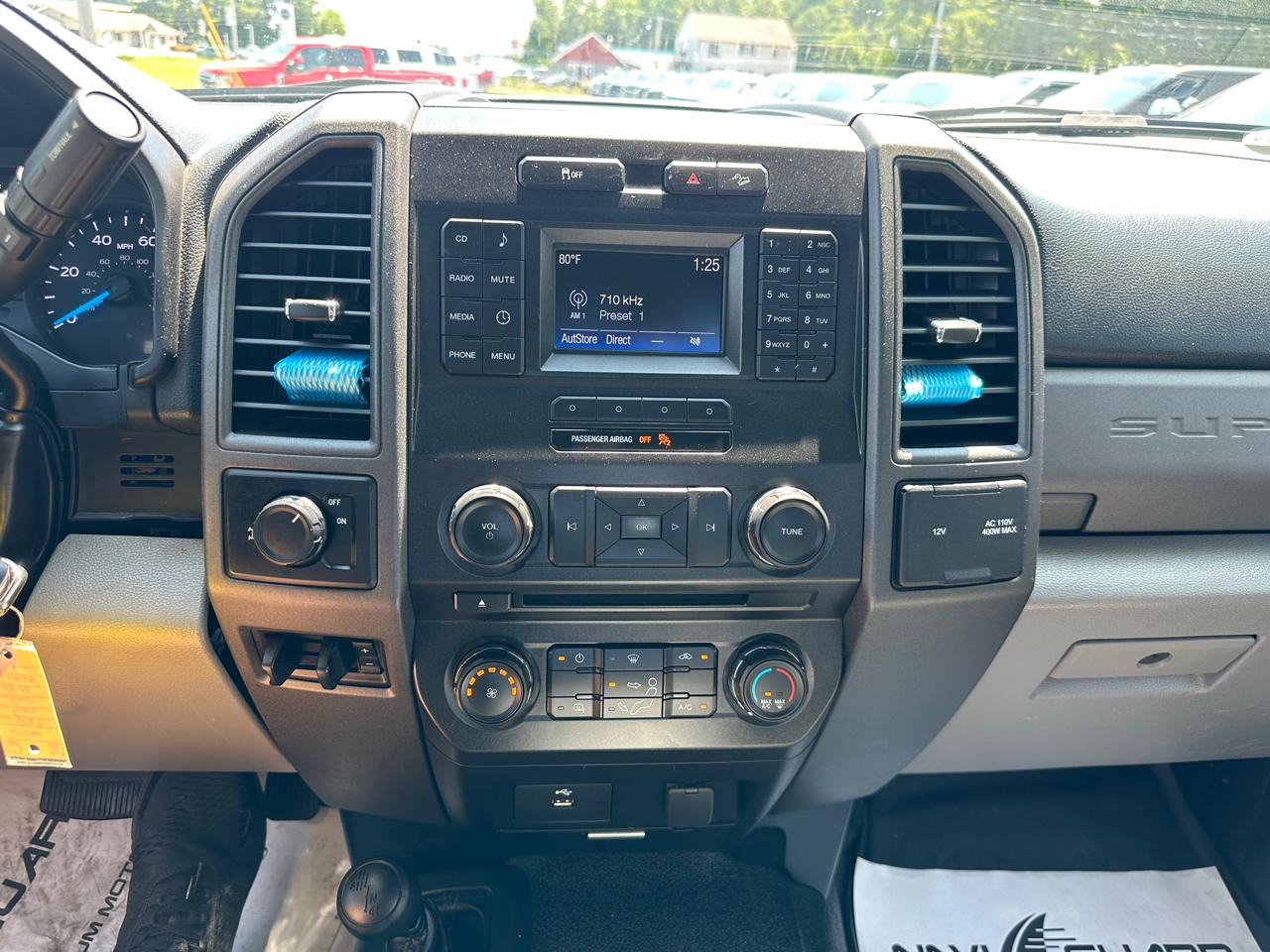 Ford F-250 SD XL SuperCab Short Bed 4WD 2017