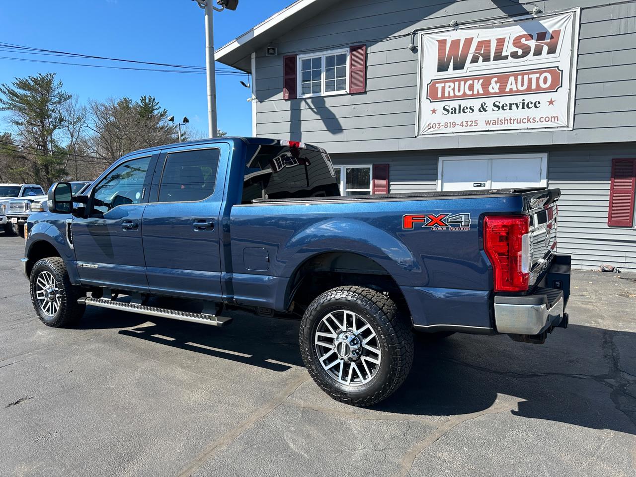 Ford F-350 SD Lariat Crew Cab 4WD 2017