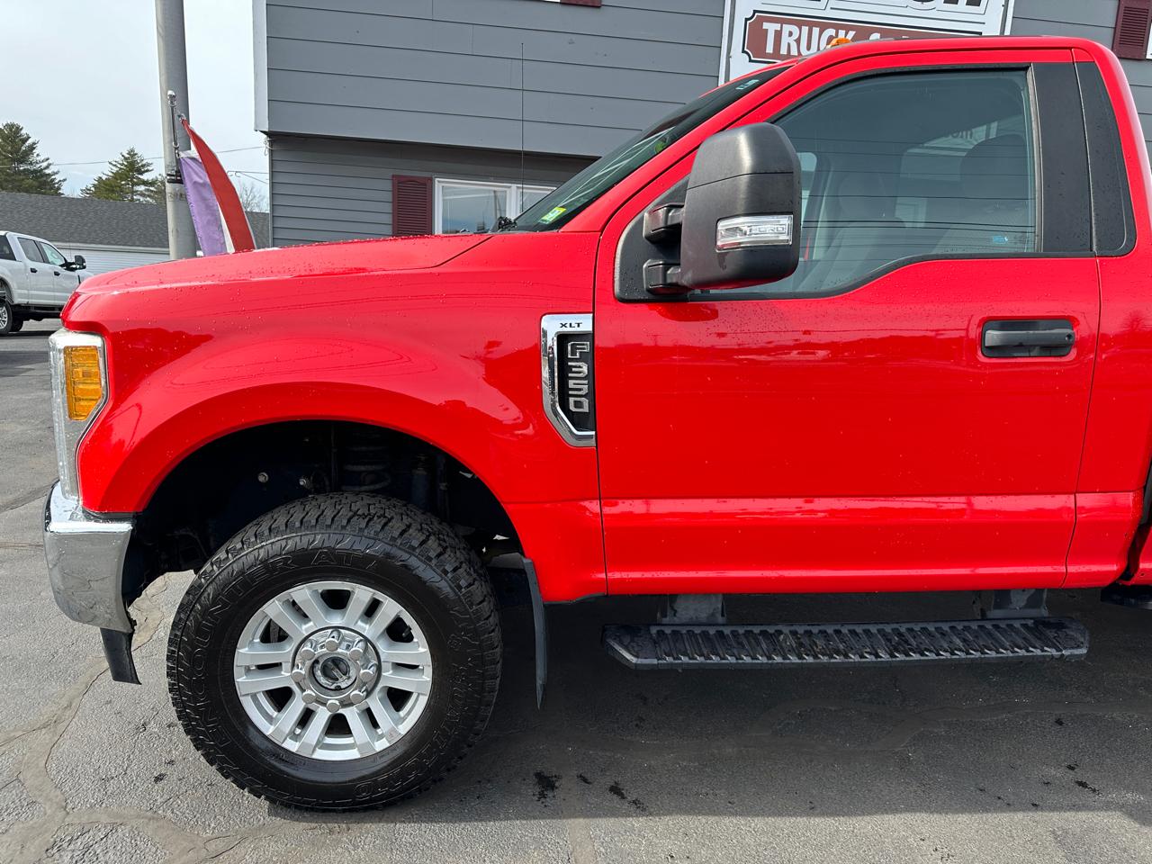 Ford F-350 SD XLT 4WD 2017