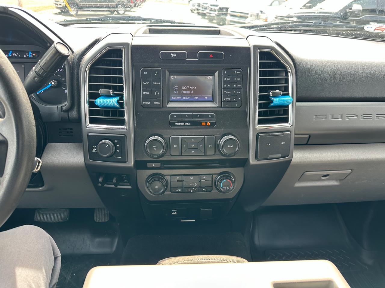 Ford F-350 SD XLT 4WD 2017