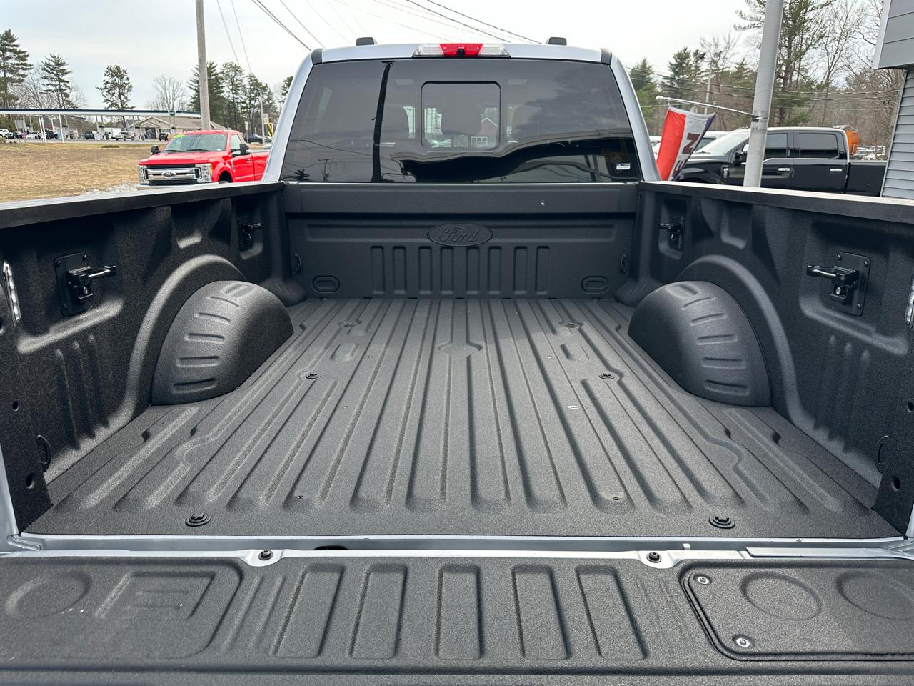 Ford F-250 SD Lariat Crew Cab 4WD 2023