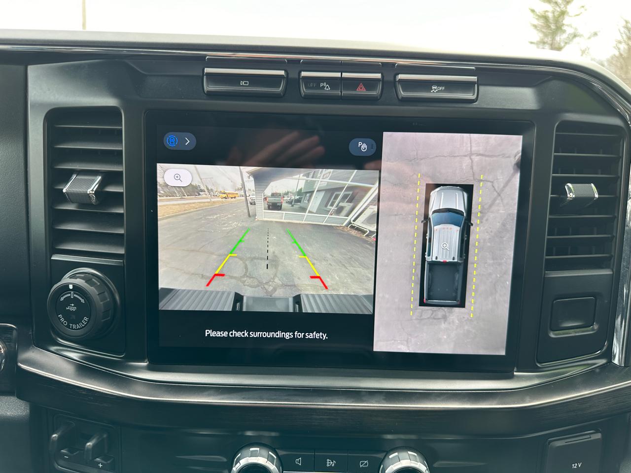 Ford F-250 SD Lariat Crew Cab 4WD 2023