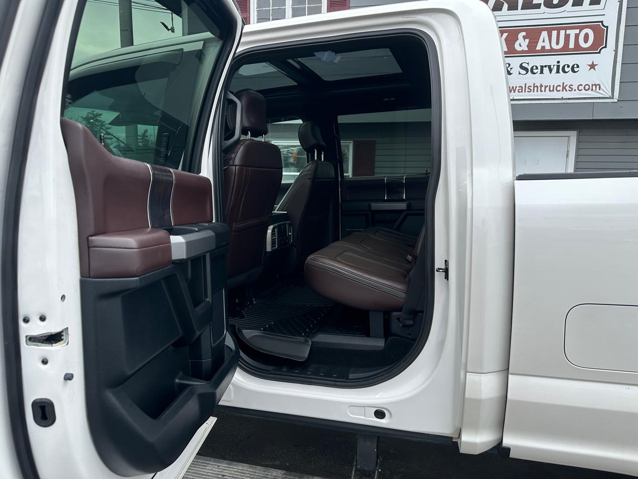 Ford F-250 SD Platinum Crew Cab 4WD 2017