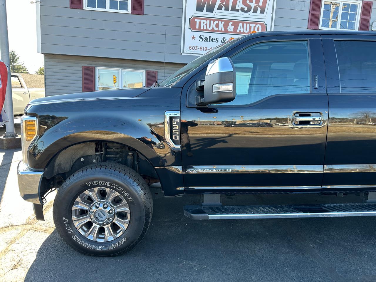 Ford F-350 SD Lariat Crew Cab 4WD 2019