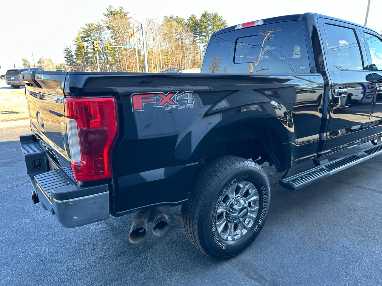 Ford F-350 SD Lariat Crew Cab 4WD 2019