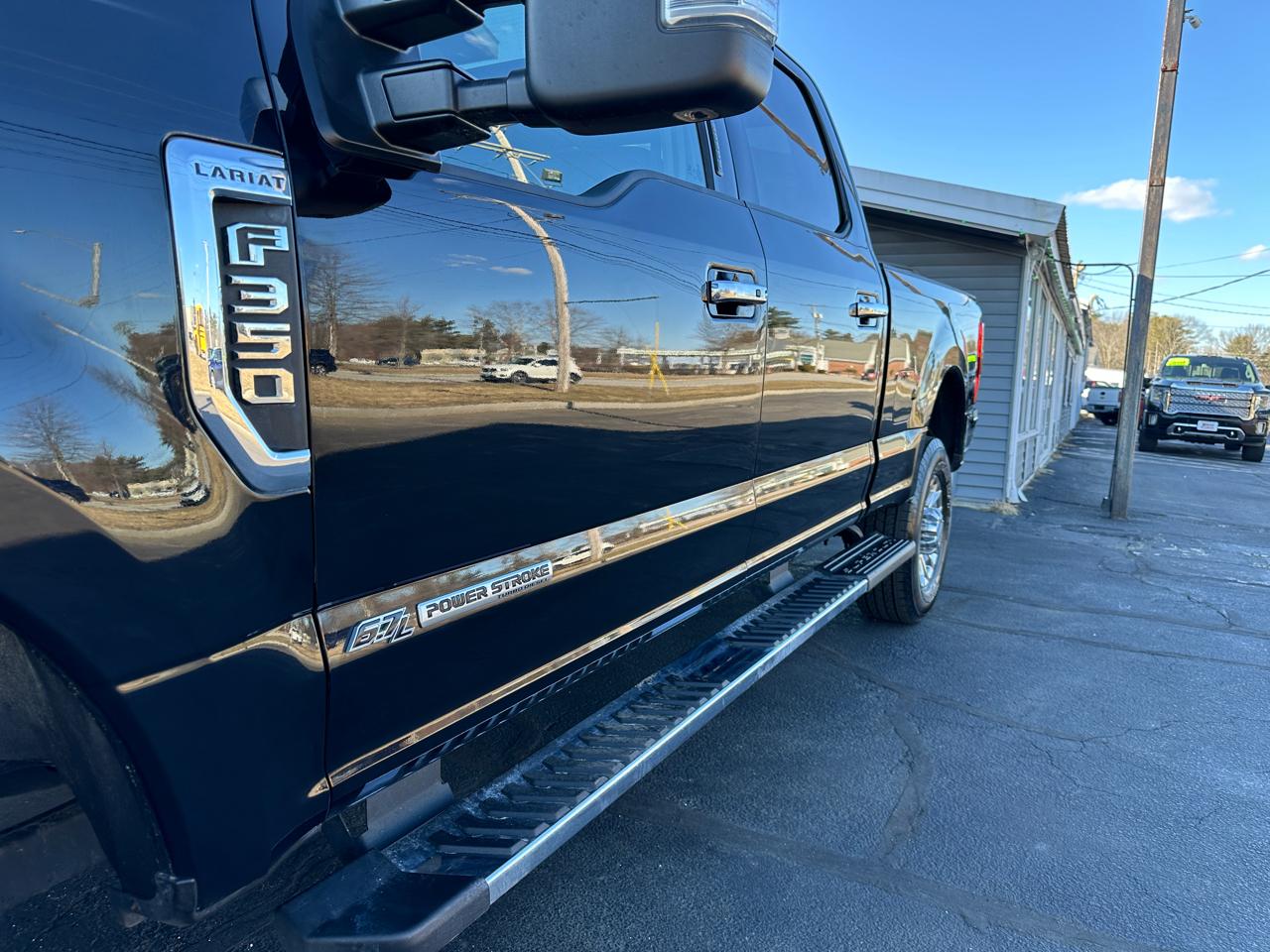 Ford F-350 SD Lariat Crew Cab 4WD 2019