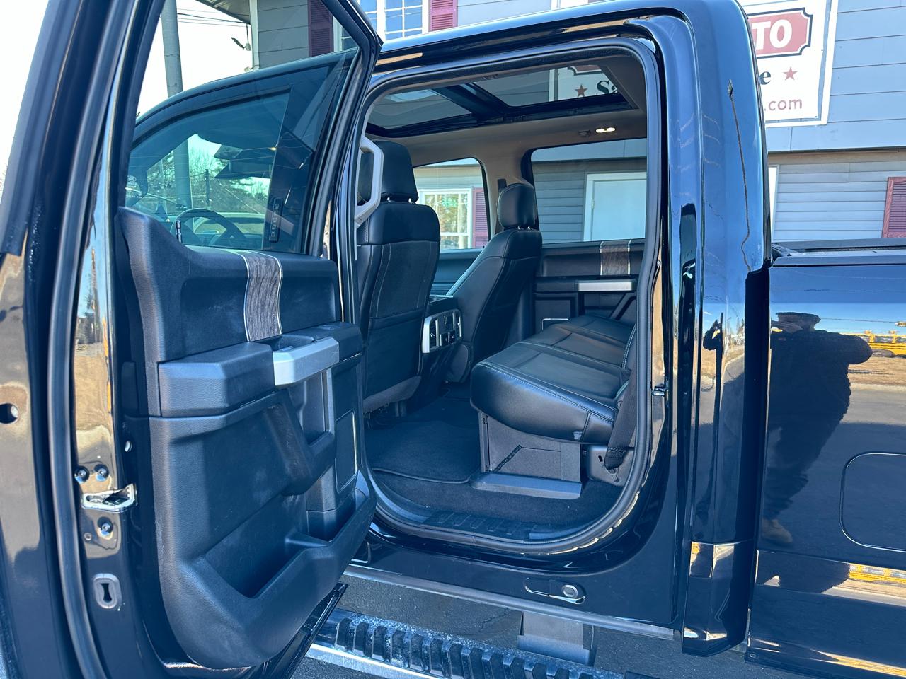 Ford F-350 SD Lariat Crew Cab 4WD 2019