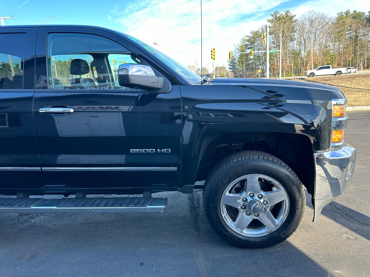 Chevrolet Silverado 2500HD LTZ Crew Cab 4WD 2015