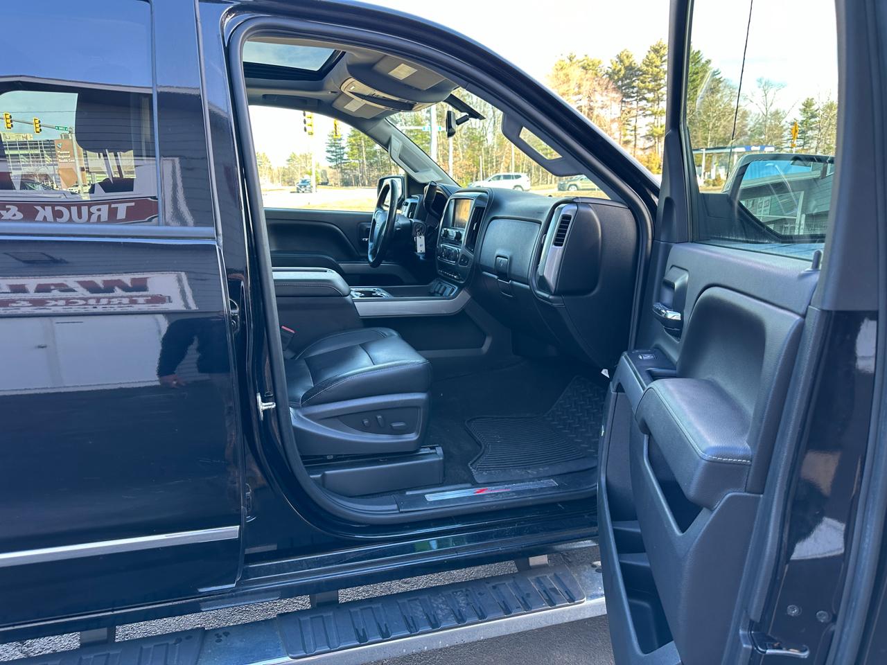 Chevrolet Silverado 2500HD LTZ Crew Cab 4WD 2015