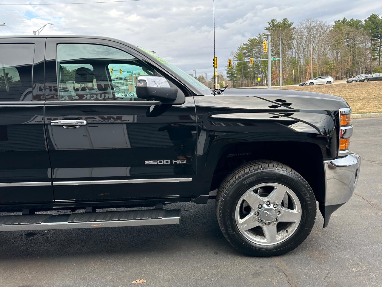 Chevrolet Silverado 2500HD LTZ Crew Cab 4WD 2015